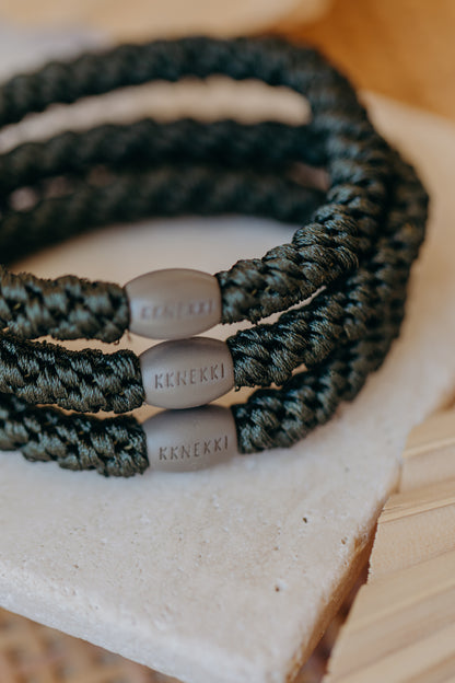 KKNEKKI Haargummi Bottle Green Own