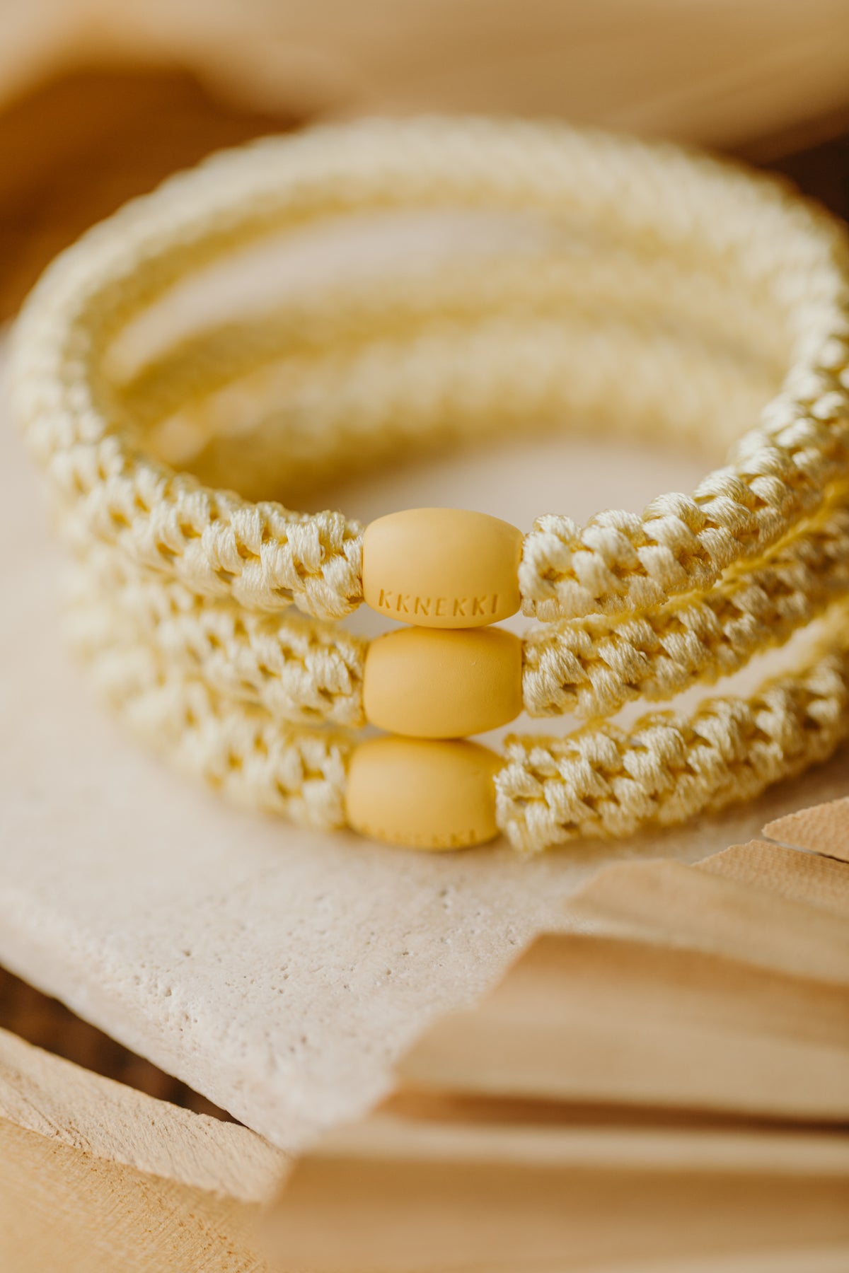 KKNEKKI Haargummi Light Yellow