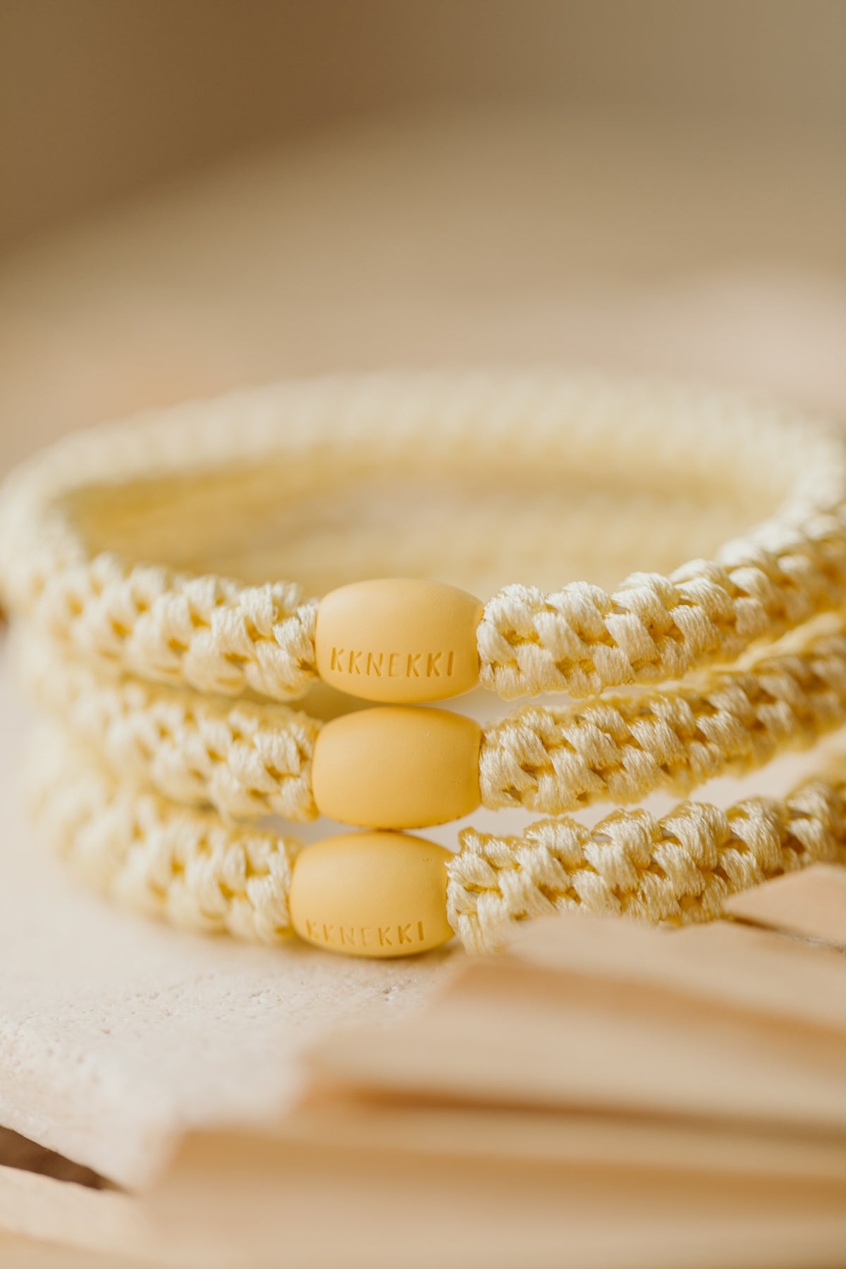 KKNEKKI Haargummi Light Yellow
