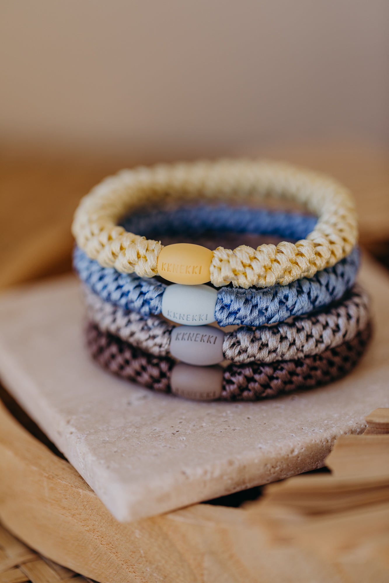KKNEKKI Haargummi Set 053: 4 Haargummis im Set Light Yellow, Sky Blue, Linen und Mole