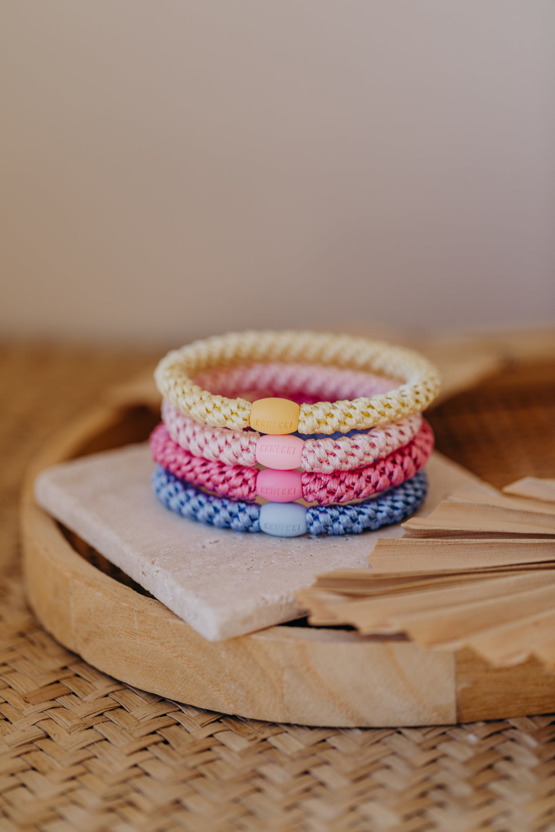 KKNEKKI Haargummi Set 055: 4 Haargummis im Set Light Yellow, Pink, Bubble Gum und Sky Blue