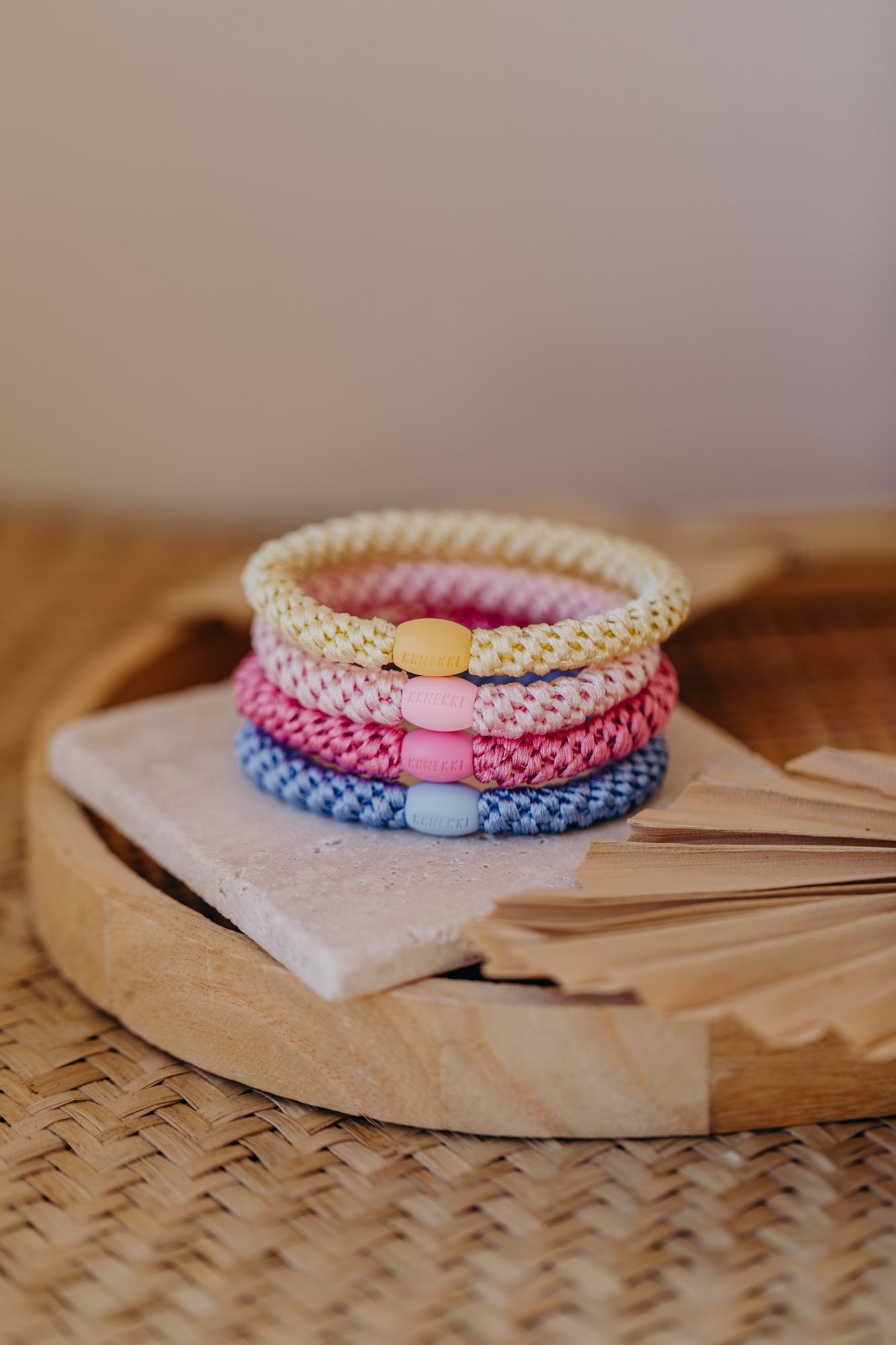 KKNEKKI Haargummi Set 055: 4 Haargummis im Set Light Yellow, Pink, Bubble Gum und Sky Blue
