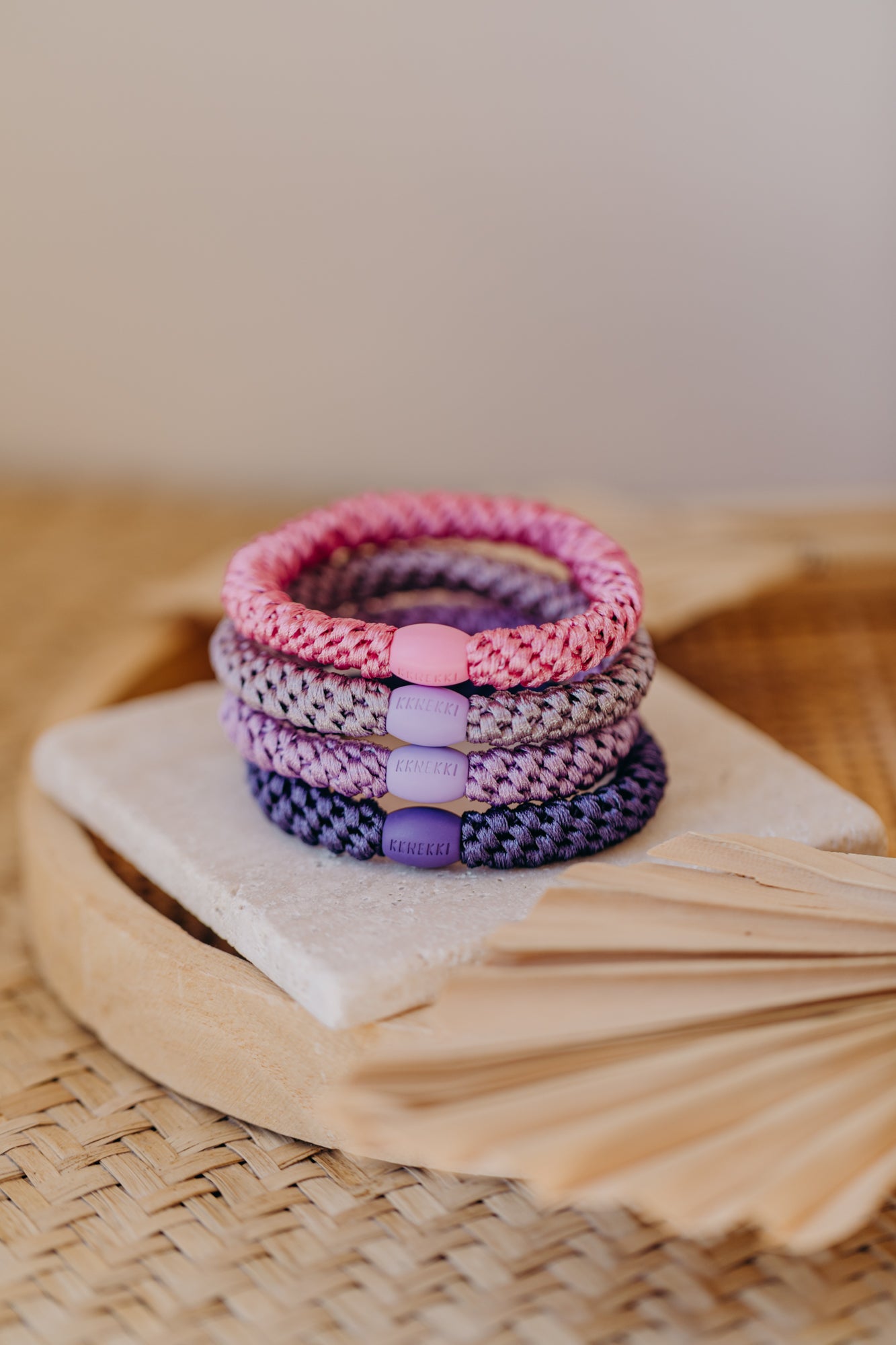 KKNEKKI Haargummi Set 057: 4 Haargummis im Set Bubble Gum, Pearl Lavendel, Lavendel und Purple