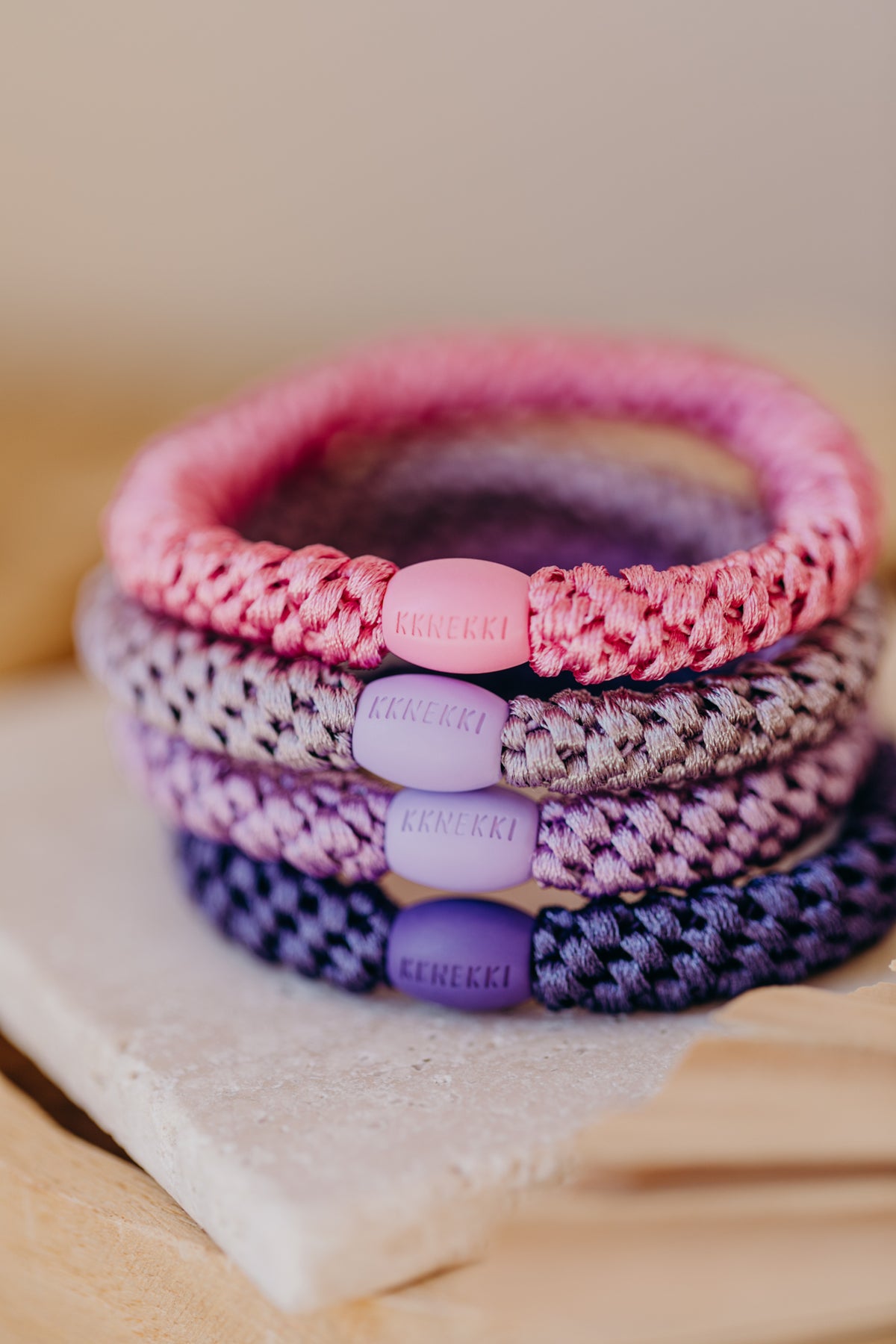 KKNEKKI Haargummi Set 057: 4 Haargummis im Set Bubble Gum, Pearl Lavendel, Lavendel und Purple