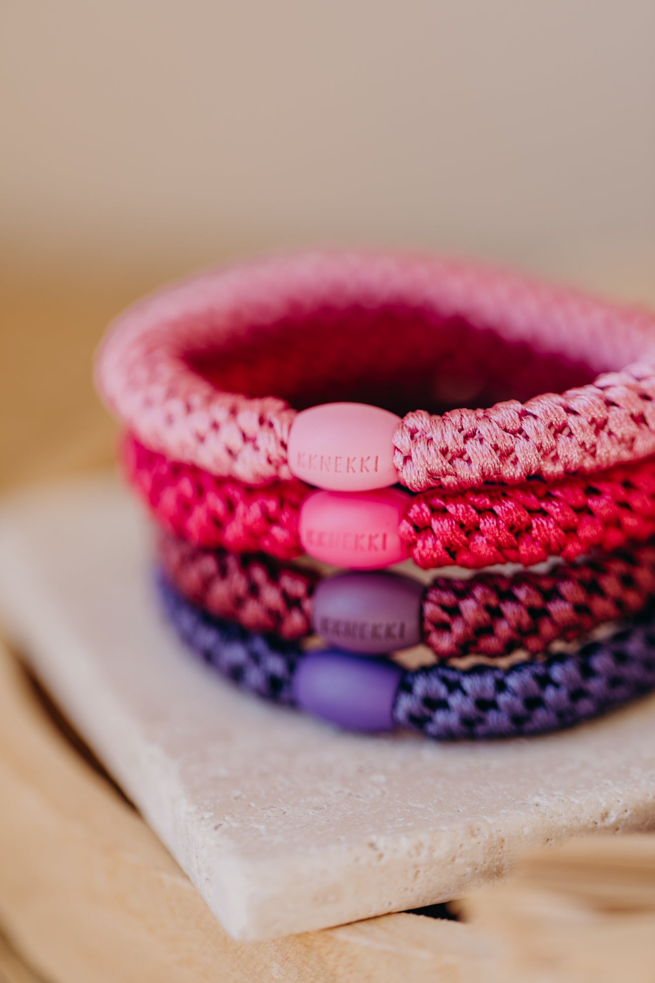 KKNEKKI Haargummi Set 058: 4 Haargummis im Set Bubble Gum, Dunkles Pink, Rosewood und Purple