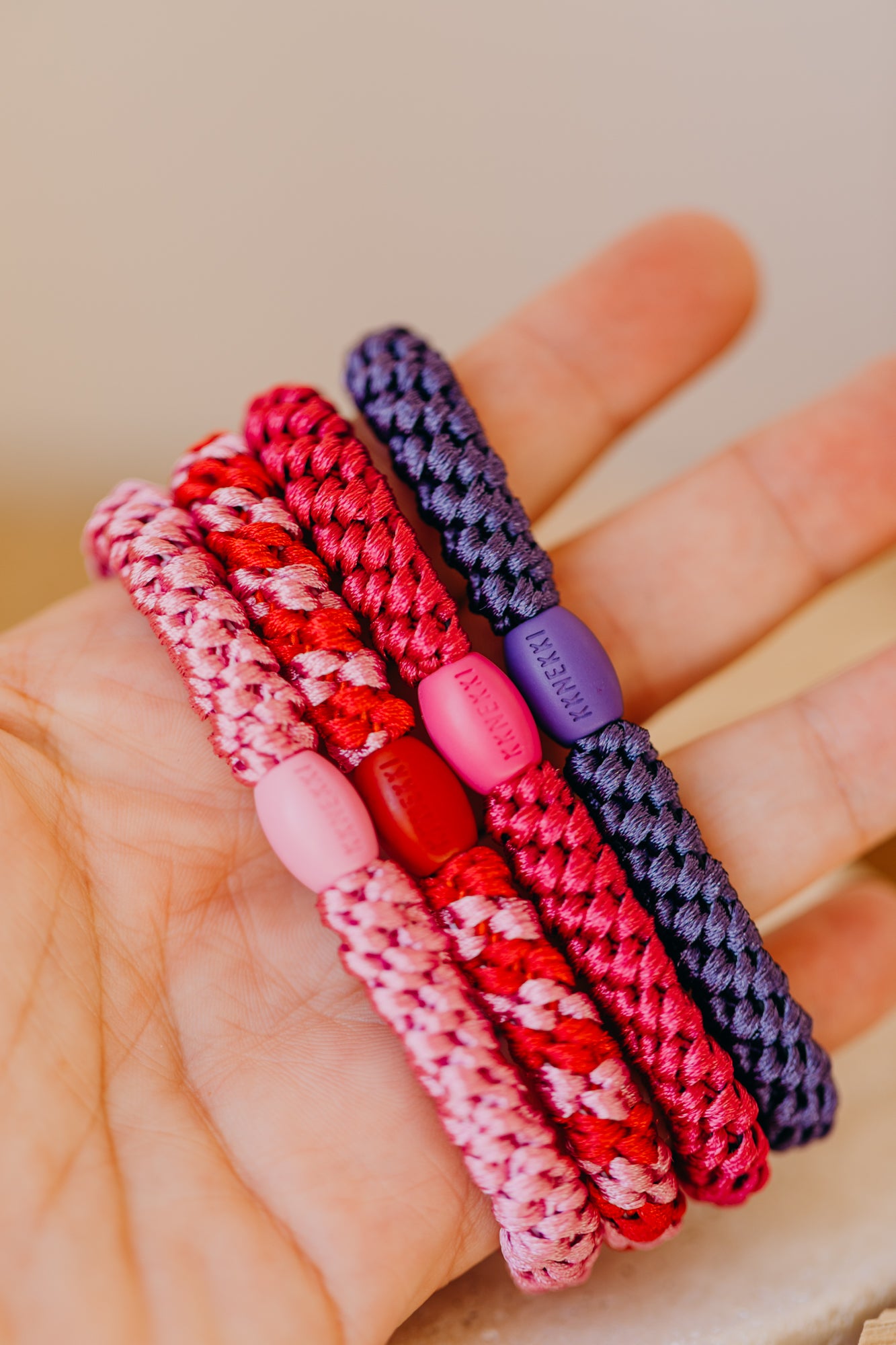 KKNEKKI Haargummi Set 059: 4 Haargummis im Set Bubble Gum, Dunkles Pink, Red Bubble Stripe und Purple