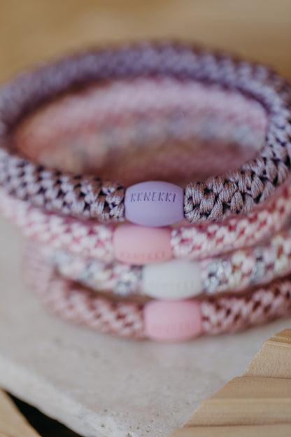 KKNEKKI hair tie set of 4 in shades of grey, green and black