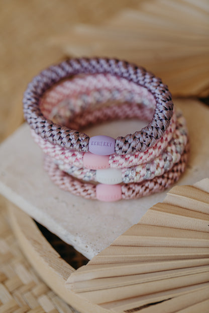 KKNEKKI hair tie set of 4 in shades of grey, green and black