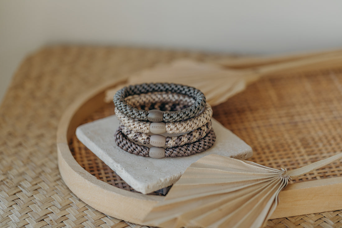 KKNEKKI Hair Tie Set 037: 4 hair ties in a set: Beige Glitter, Mole Beige, Mole, Cameo Green