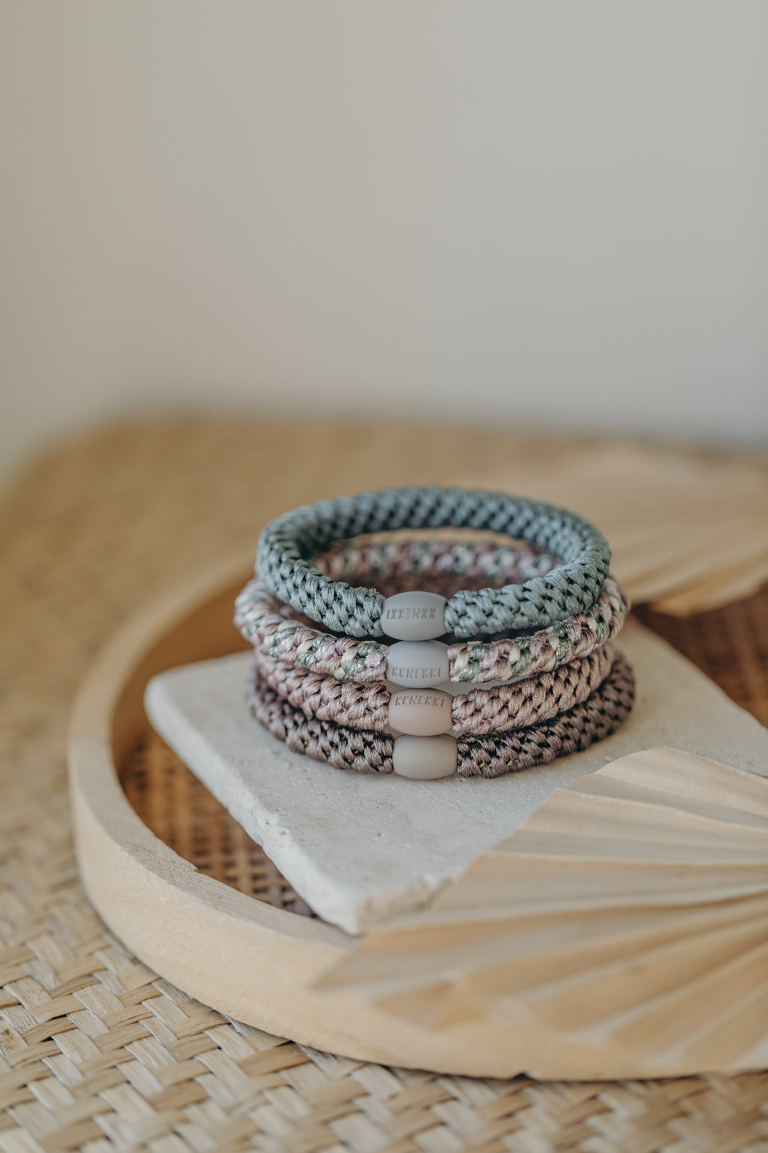 KKNEKKI Haargummi Set 040: 4 Haargummis im Set Dove, Mole, Aqua und Mix Dusty Green Lightpink Glitter