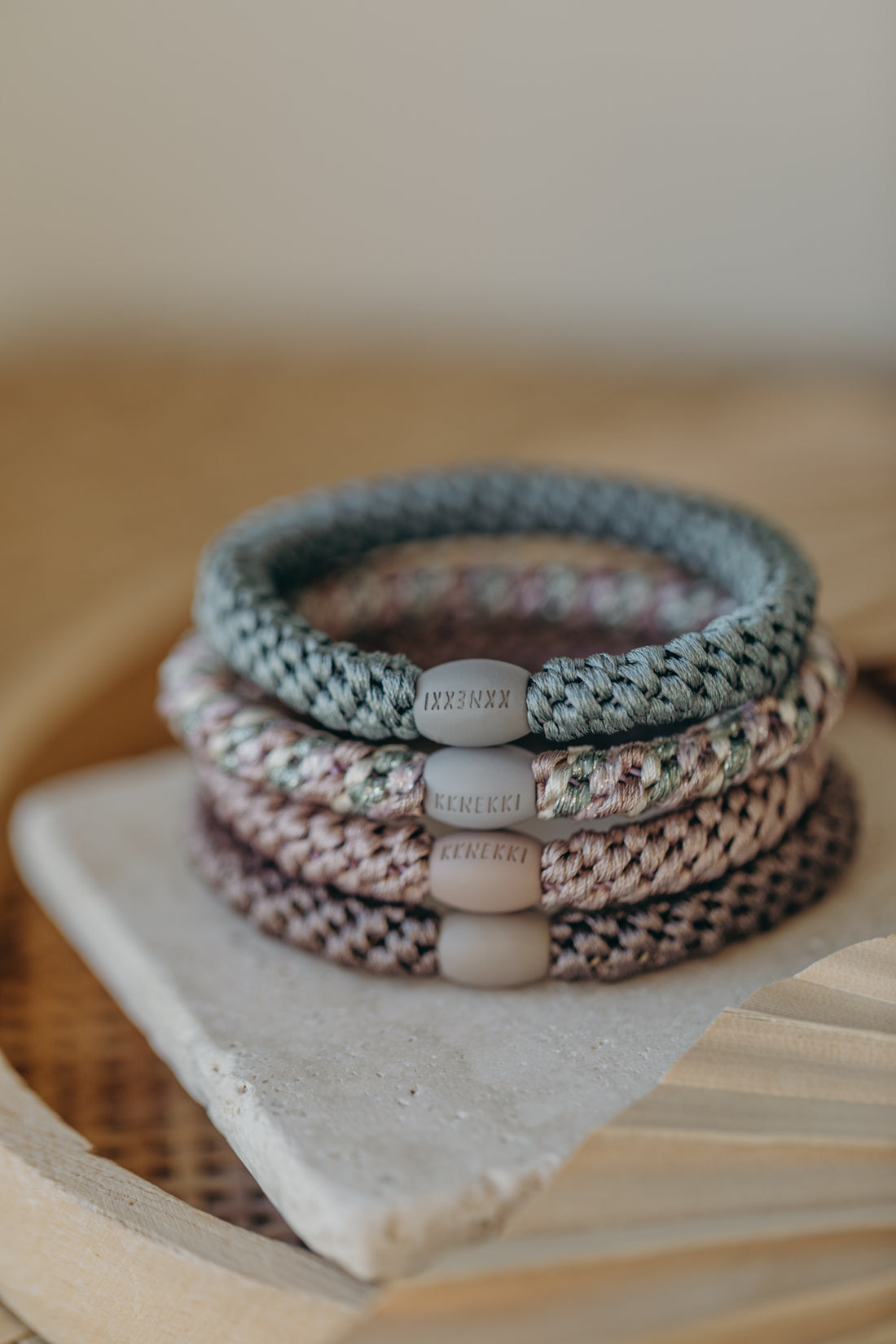 KKNEKKI Haargummi Set 040: 4 Haargummis im Set Dove, Mole, Aqua und Mix Dusty Green Lightpink Glitter