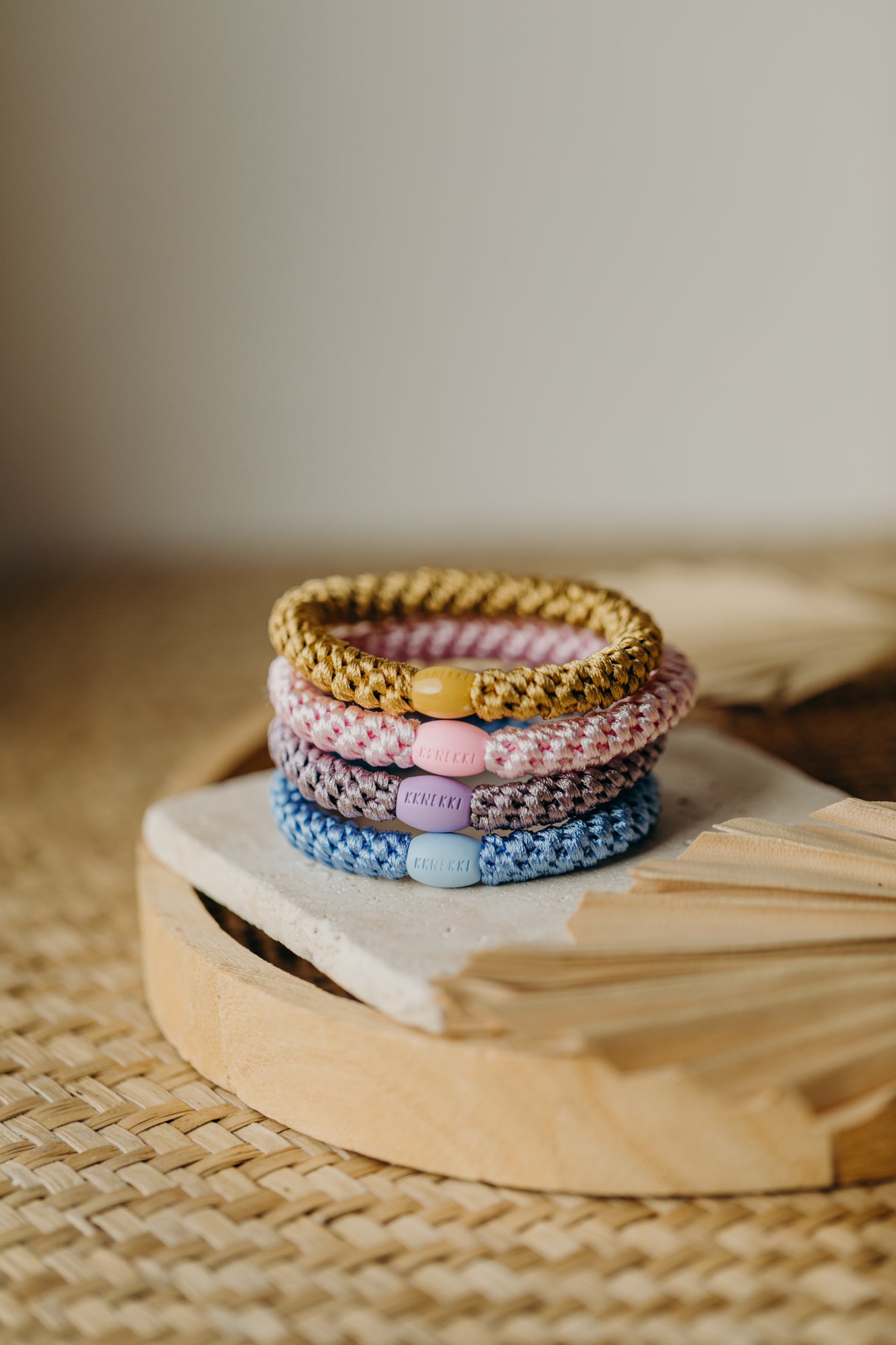 KKNEKKI Haargummi Set 046: 4 Haargummis im Set Sky Blue, Pearl Lavendel, Pink und Mustard
