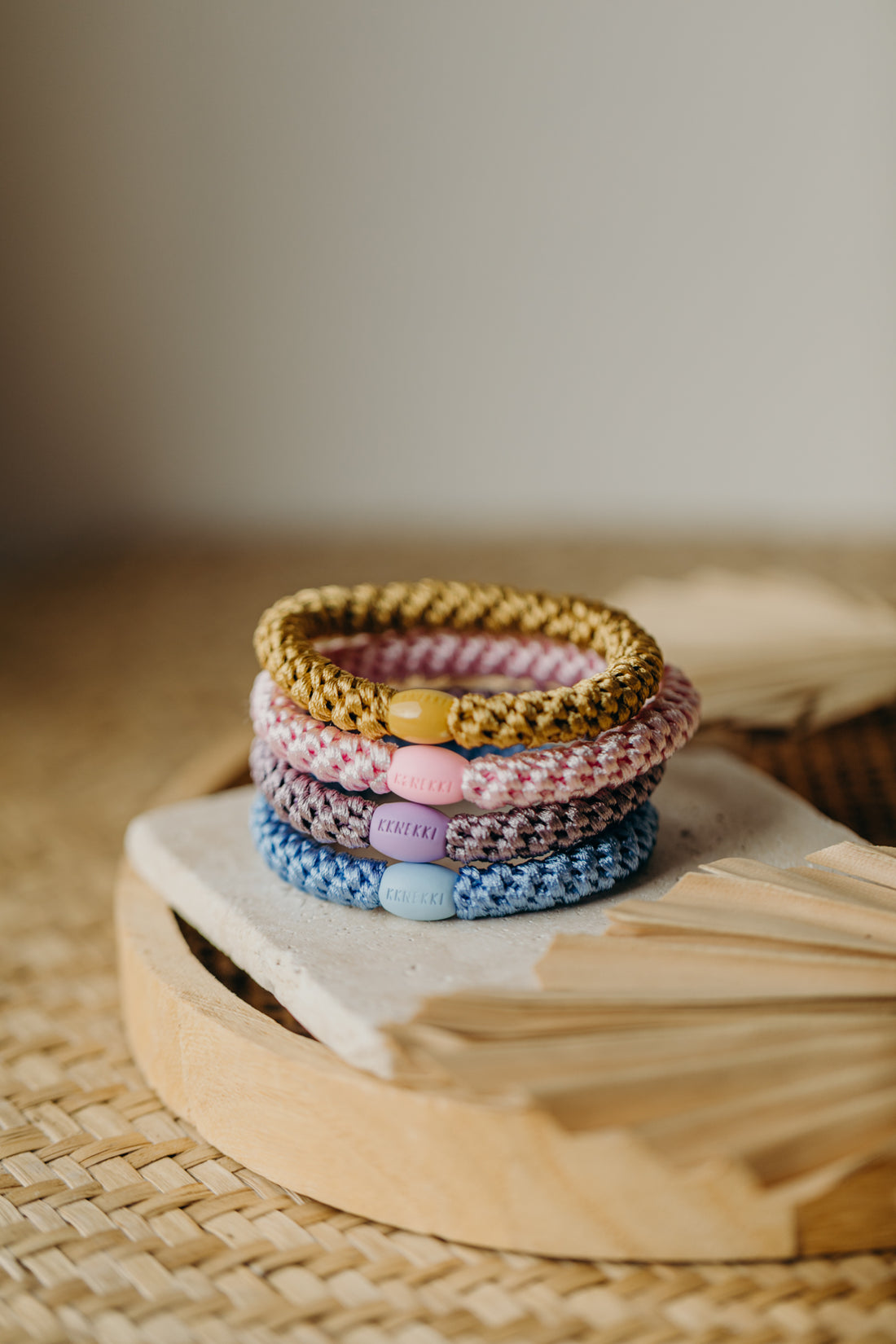 KKNEKKI Haargummi Set 046: 4 Haargummis im Set Sky Blue, Pearl Lavendel, Pink und Mustard