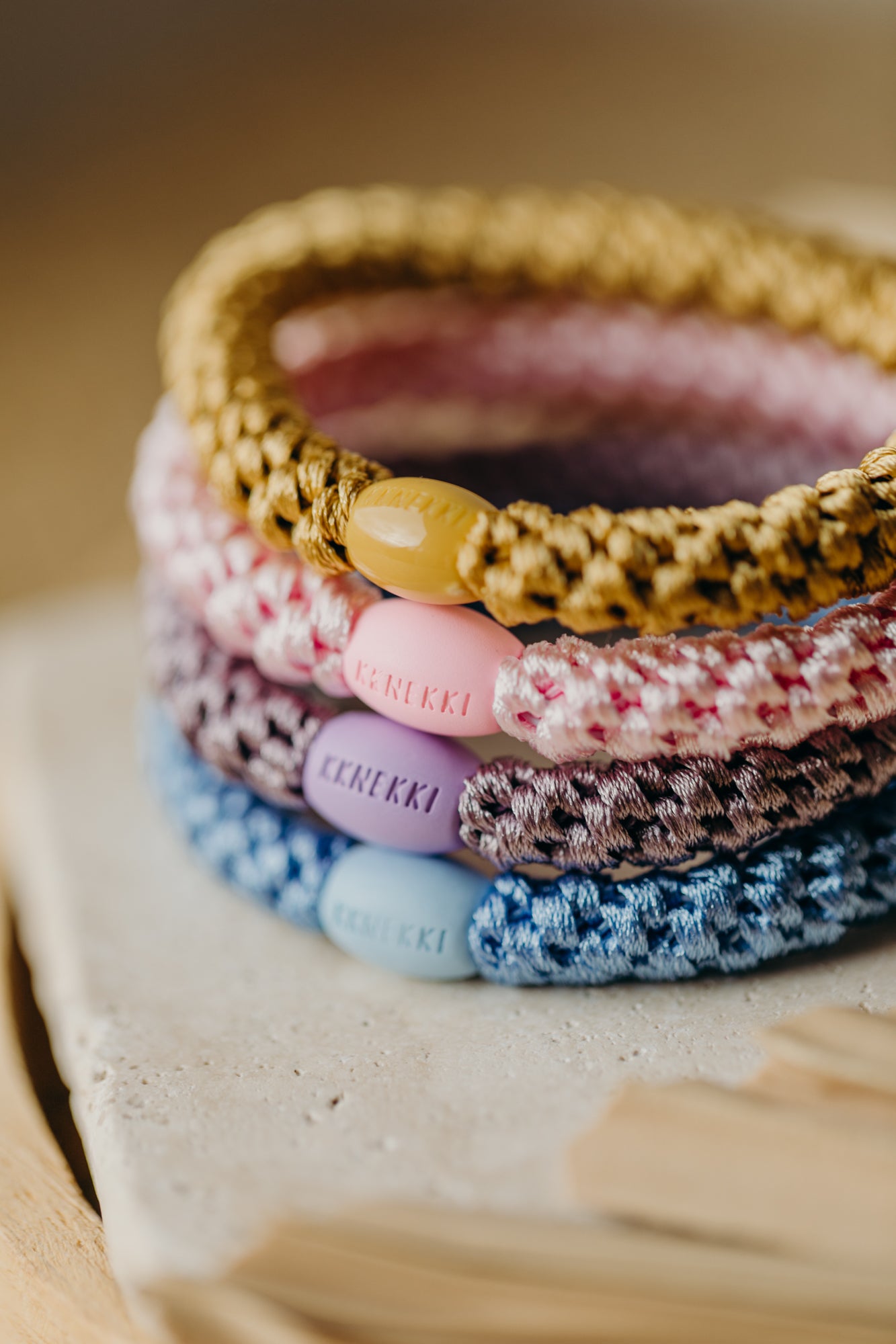 KKNEKKI Haargummi Set 046: 4 Haargummis im Set Sky Blue, Pearl Lavendel, Pink und Mustard