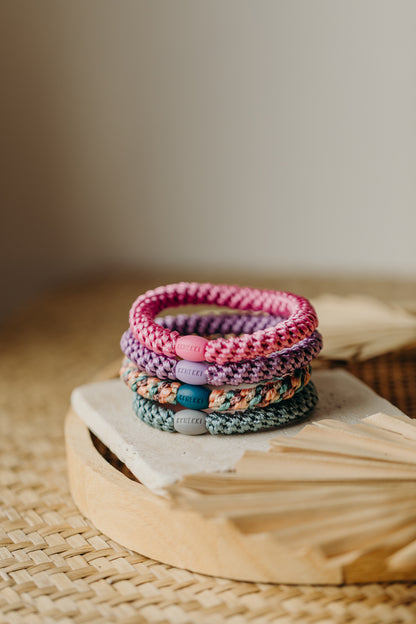 KKNEKKI Haargummi Set 048: 4 Haargummis im Set Aqua, Lavendel, Bubble Gum und Mix Plum Faded Green Glitter