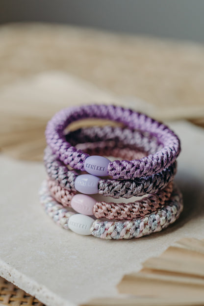 KKNEKKI hair tie set of 4 in shades of grey, green and black