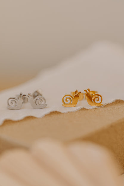 dotted circle earrings
