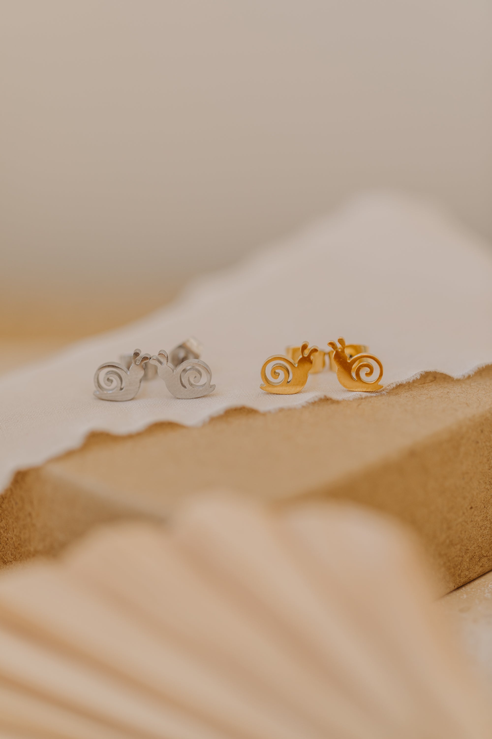 dotted circle earrings