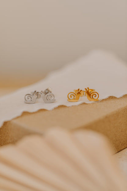 dotted circle earrings
