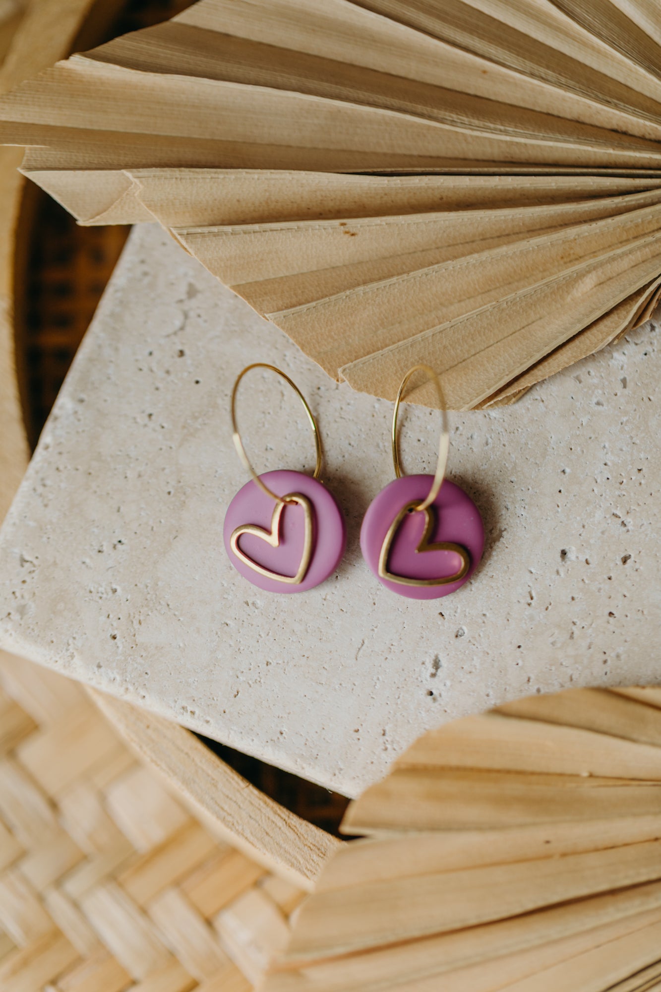 LENYA - Creolen mit Herz in Fuchsia