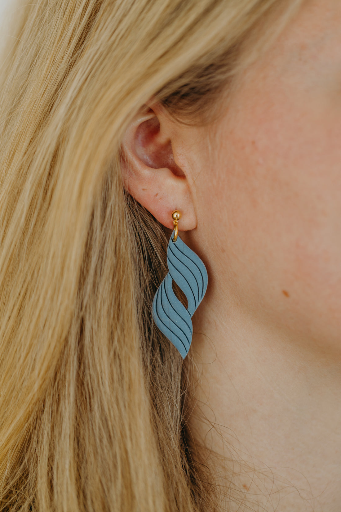 Francesca - Polymer clay earrings in orange, light purple and red