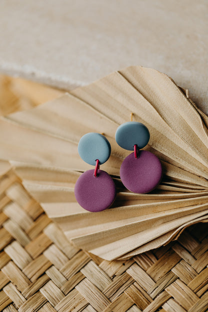 MALO - zweifarbige Ohrringe aus Polymer Ton - Hortensienblau - Misty Mauve