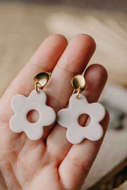 ZADI - Blumen Ohrringe in vanille