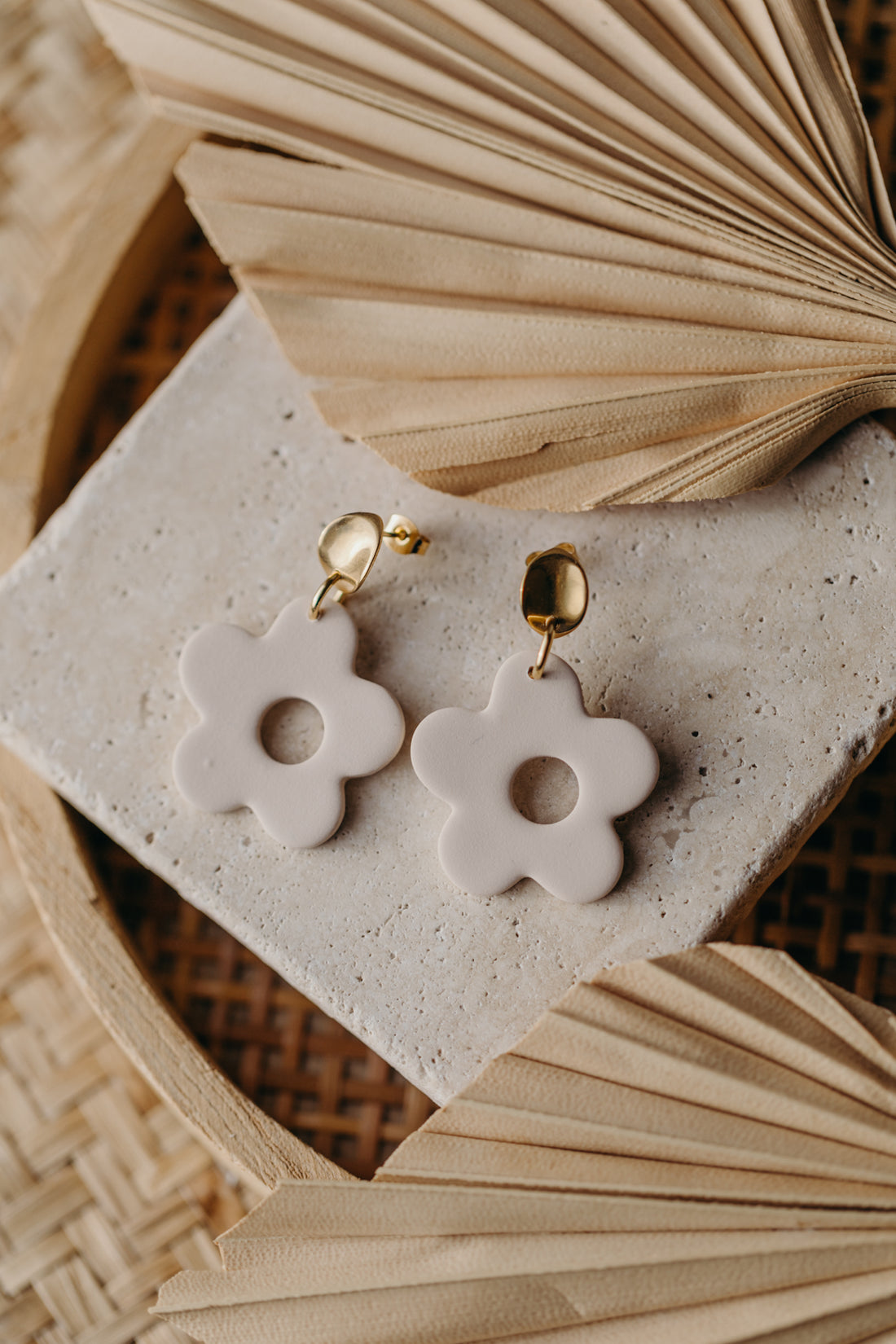 ZADI - Flower earrings in vanilla