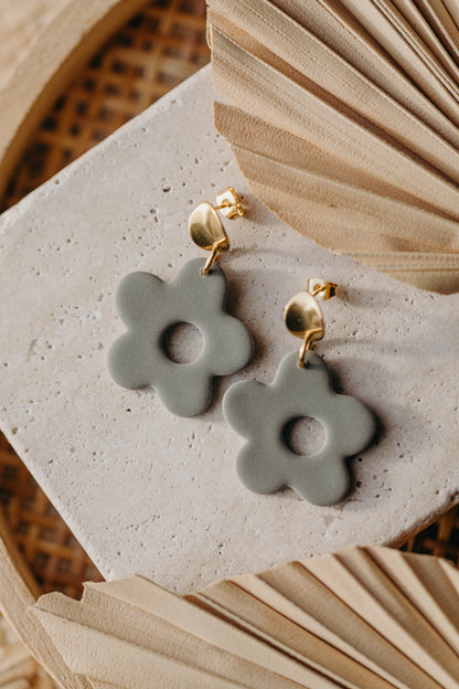 ZADI - Blumen Ohrringe in eukalyptus grün