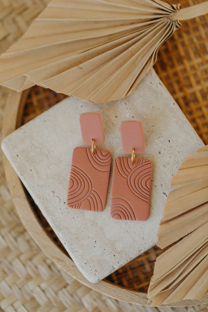 MEG - square patterned earrings in light terracotta