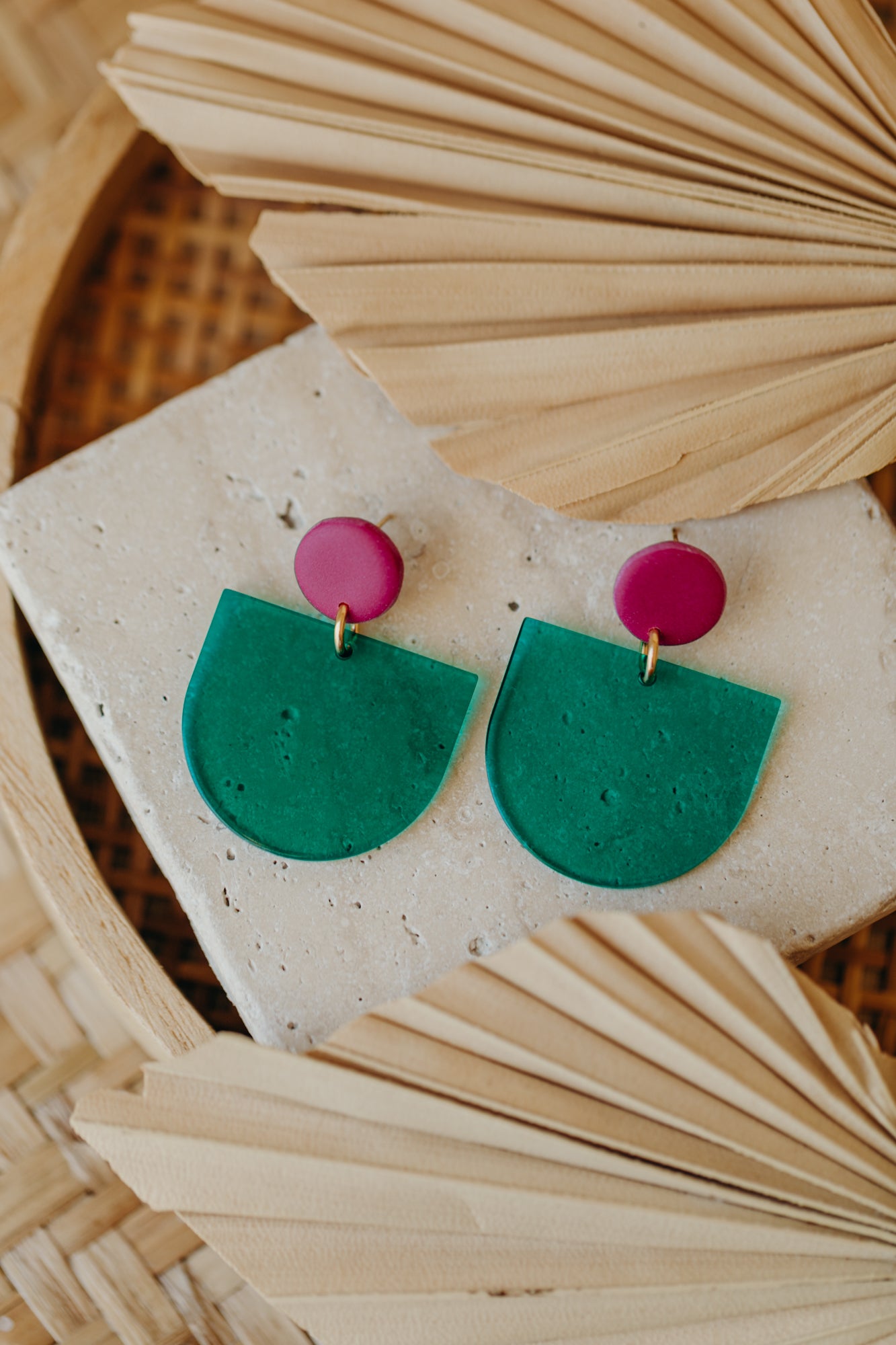 MELA – Statement-Ohrringe in Fuchsia &amp; Dunkelgrün