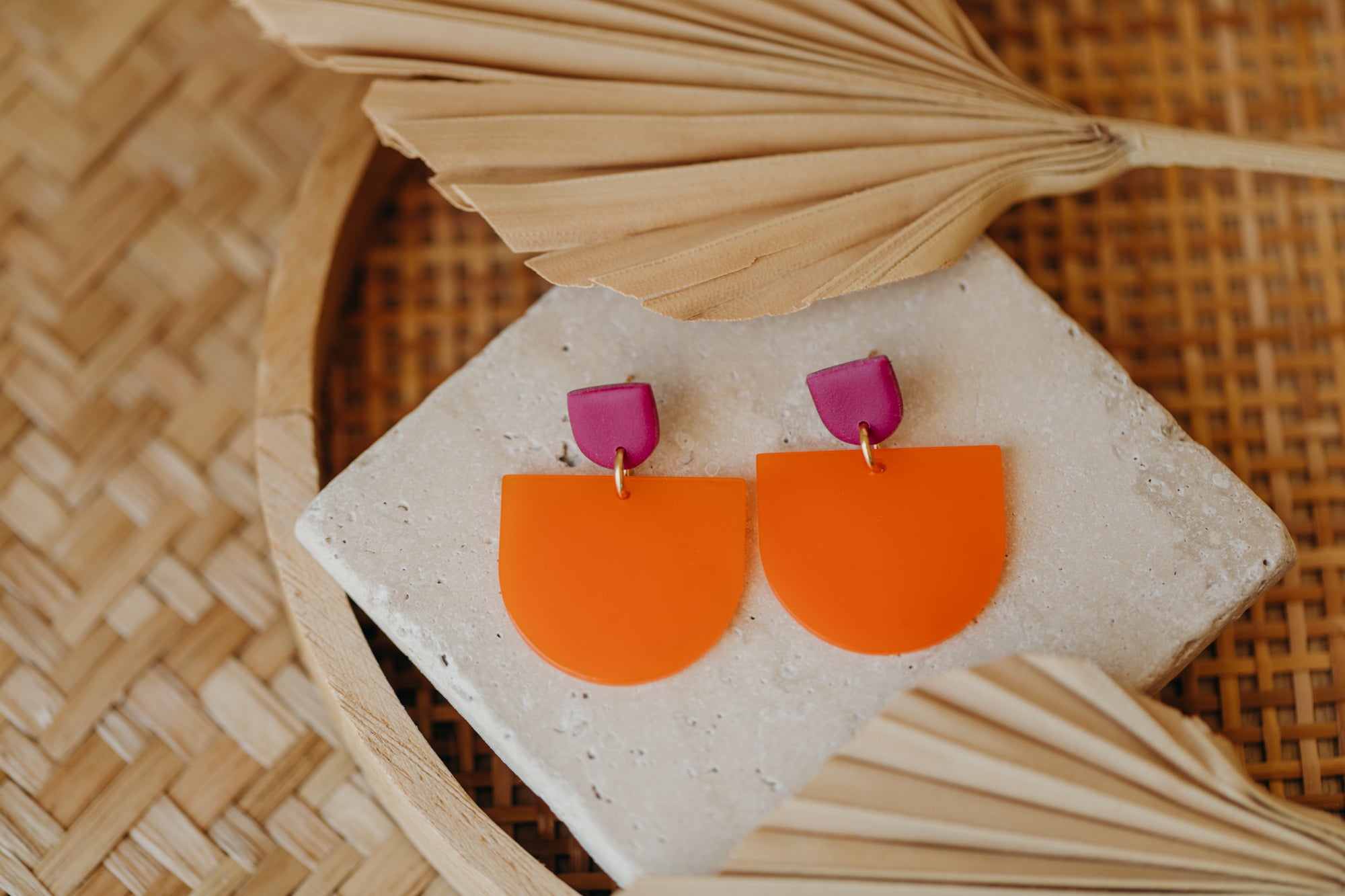 MELA – Statement-Ohrringe in Fuchsia &amp; Orange