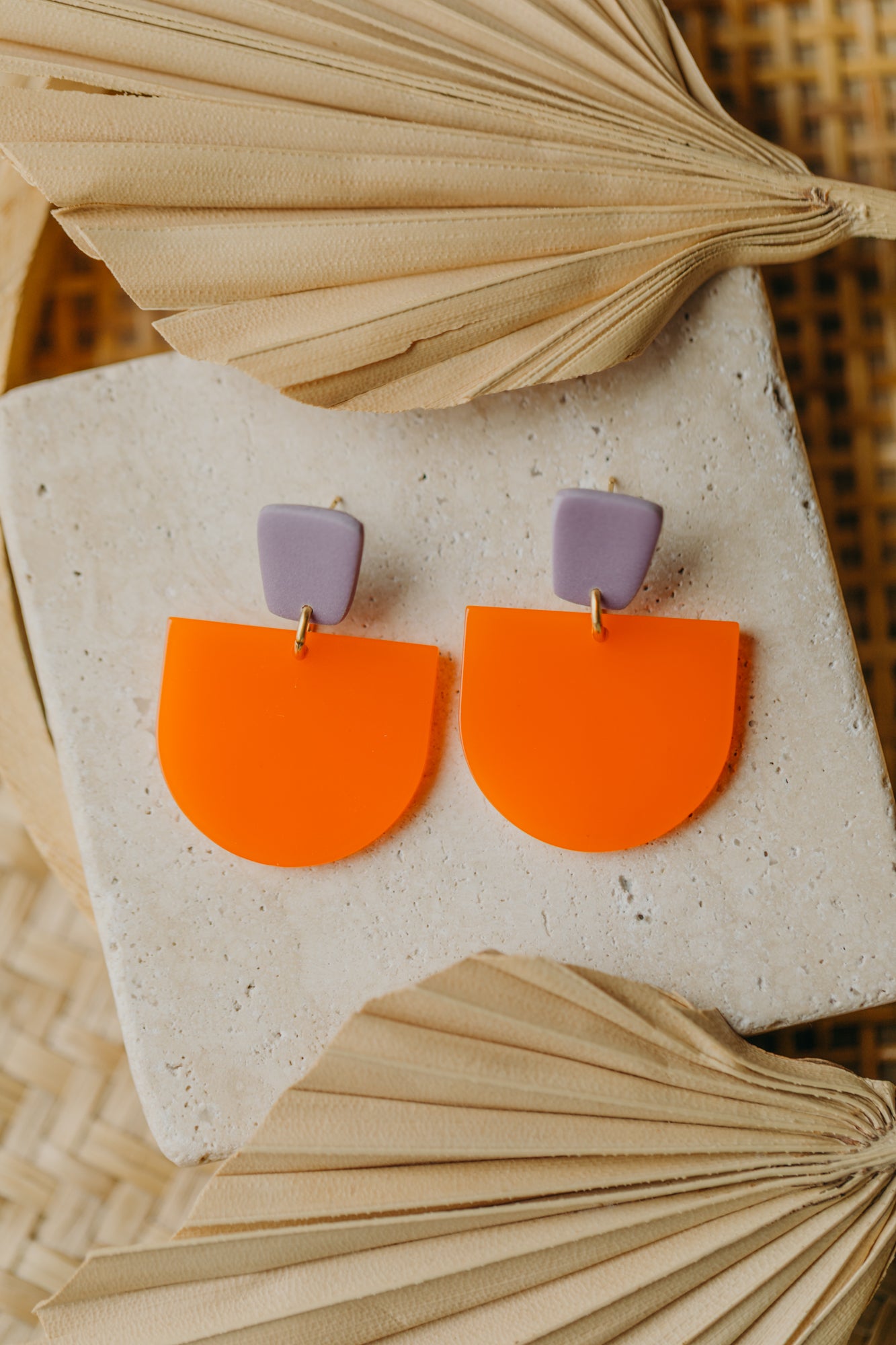 MELA - Statement Ohrringe in lila &amp; orange