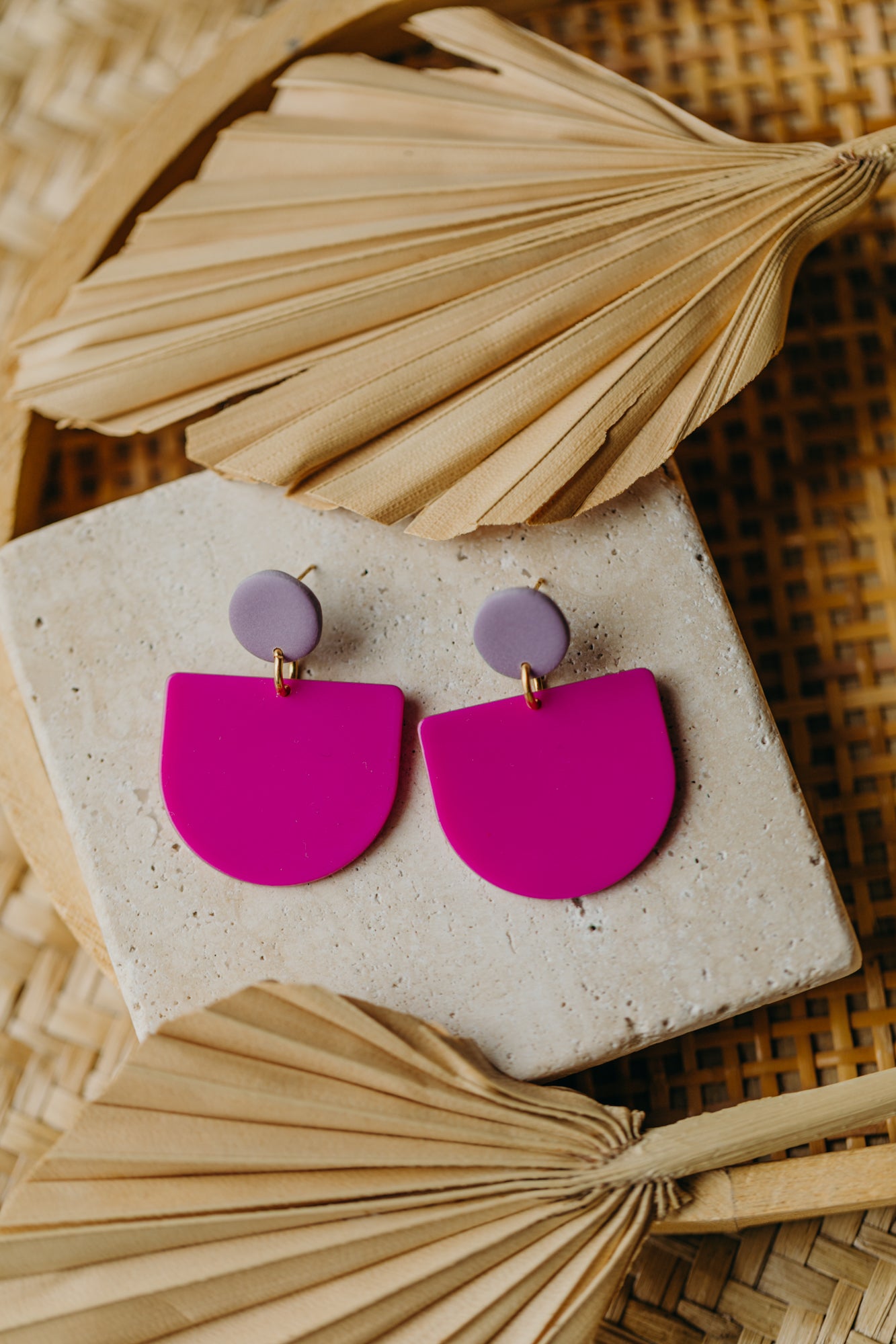 MELA - Statement Ohrringe in pink &amp; lila