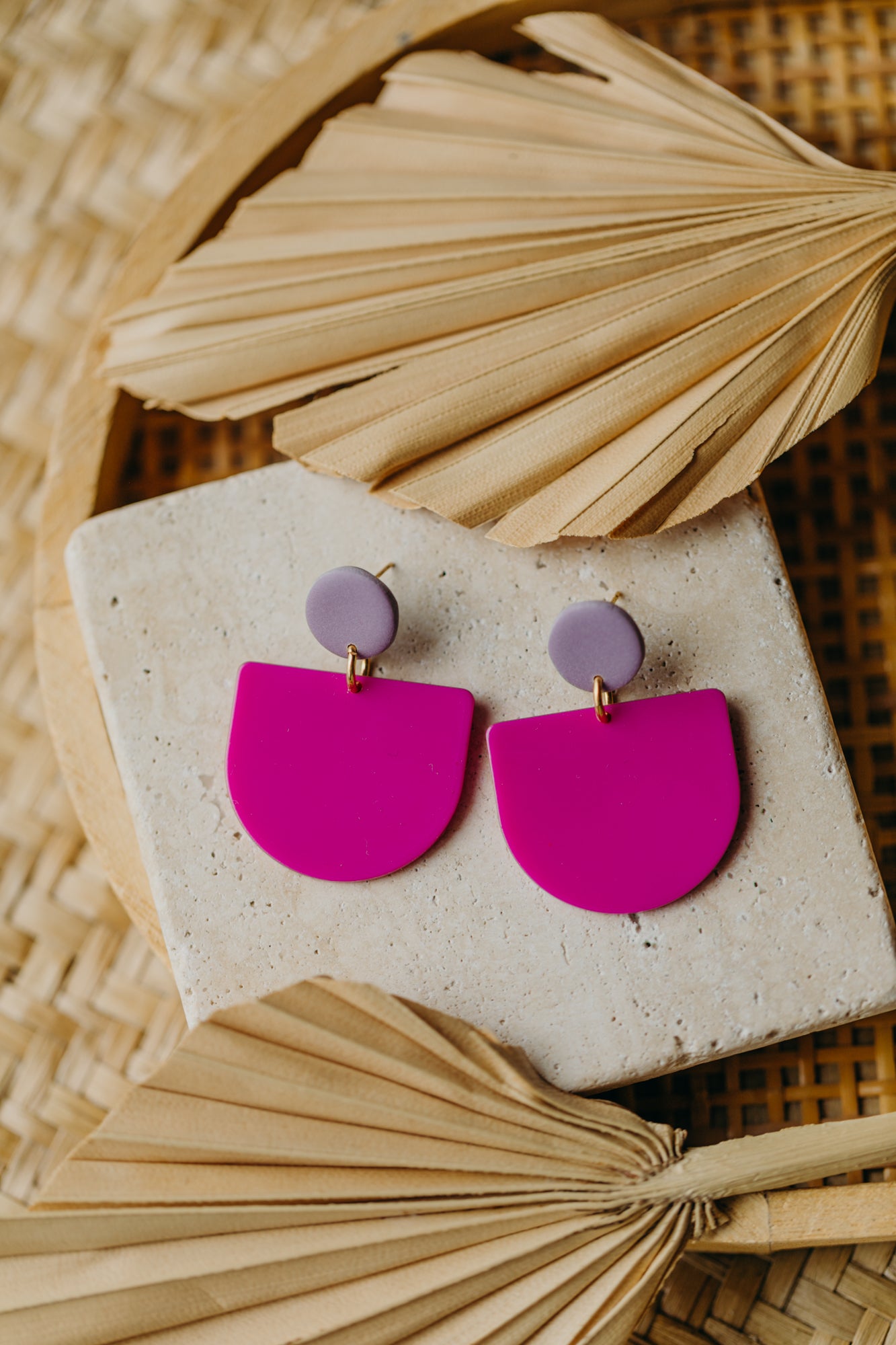MELA - Statement Ohrringe in pink &amp; lila