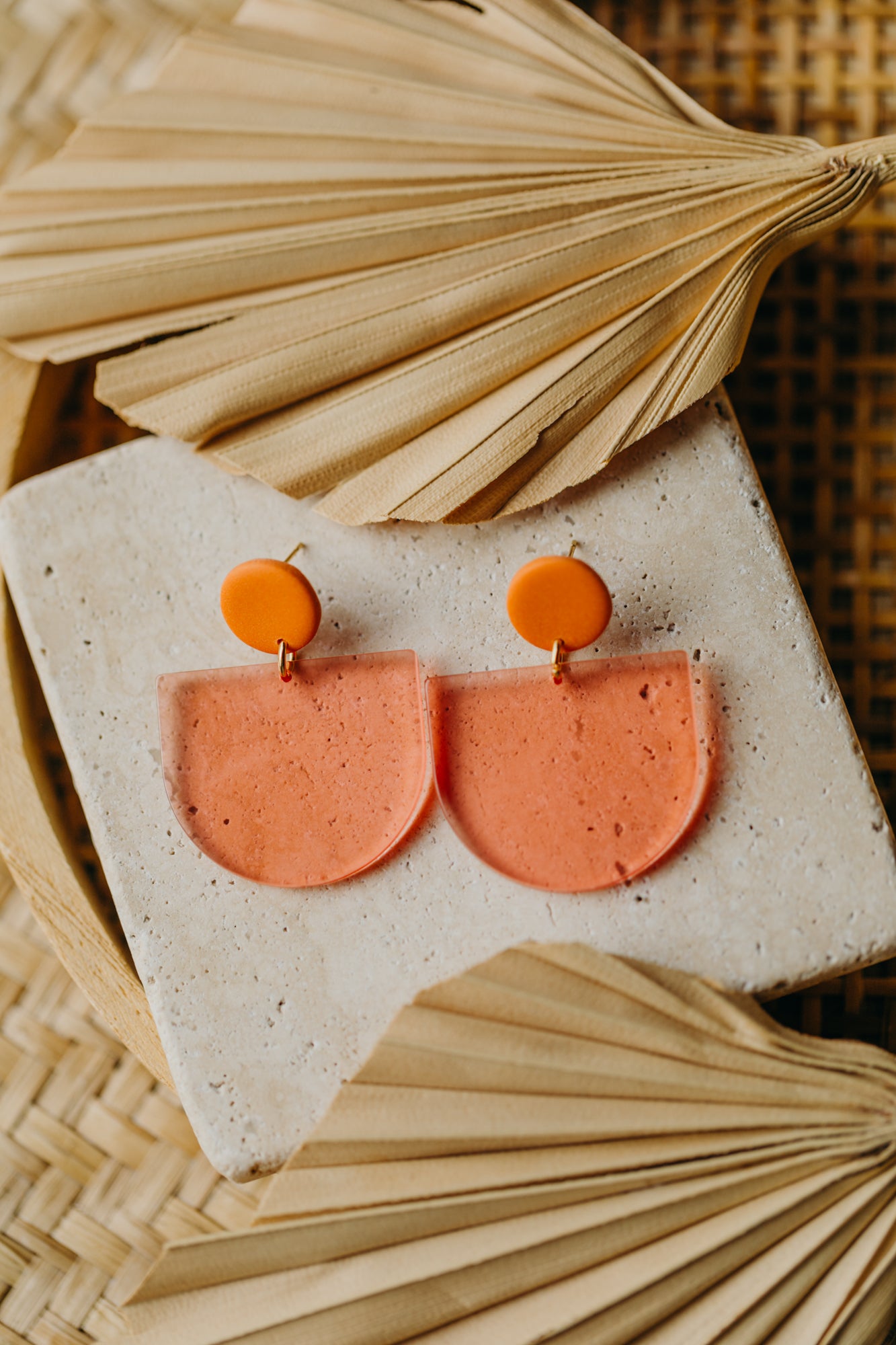 MELA - Statement Ohrringe in orange &amp; rosa