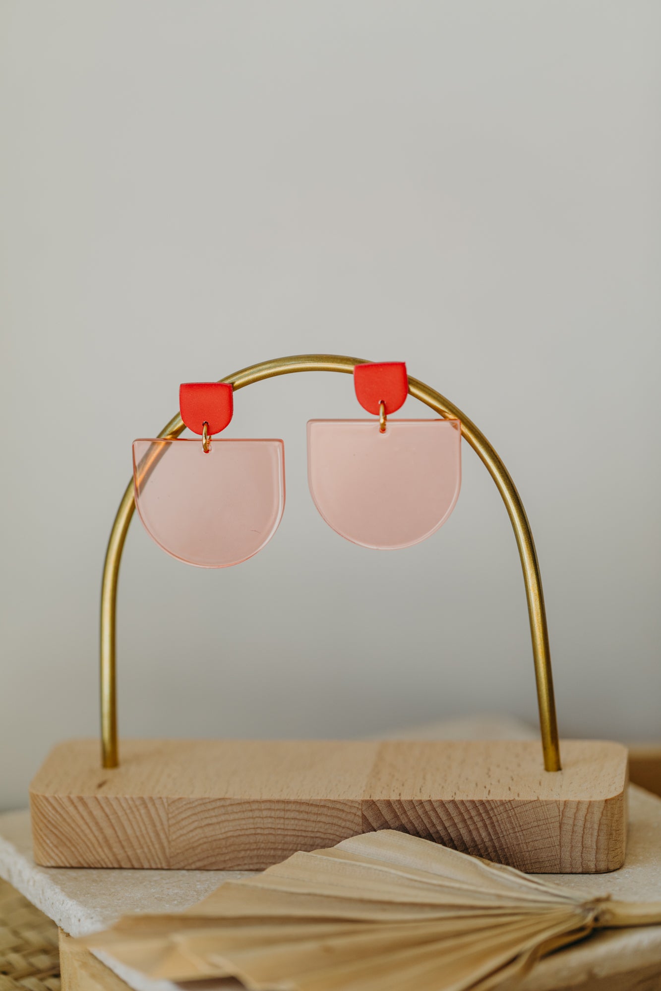 MELA - Statement Ohrringe in rot &amp; rosa