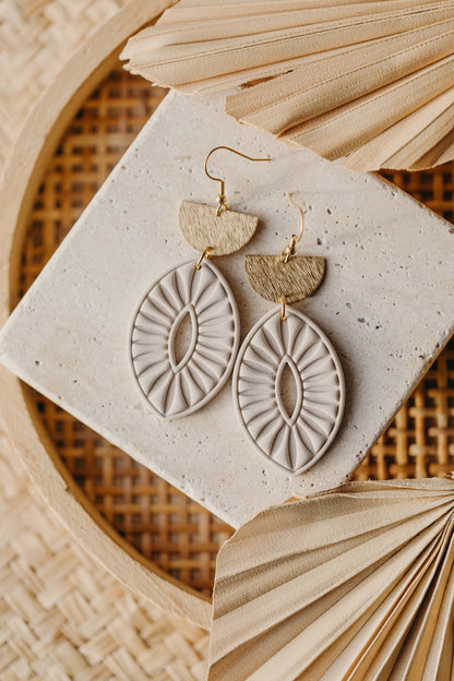 MILIE - helle große Statement Ohrringe