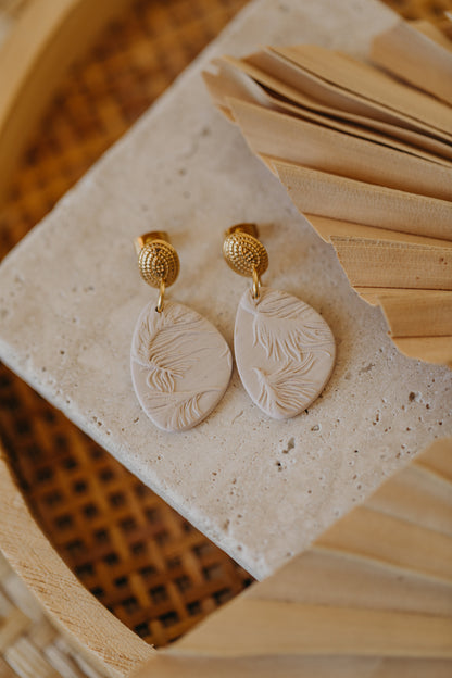 MIVA - helle ovale Ohrringe aus Polymer Ton Ohrringe mit Feder Muster