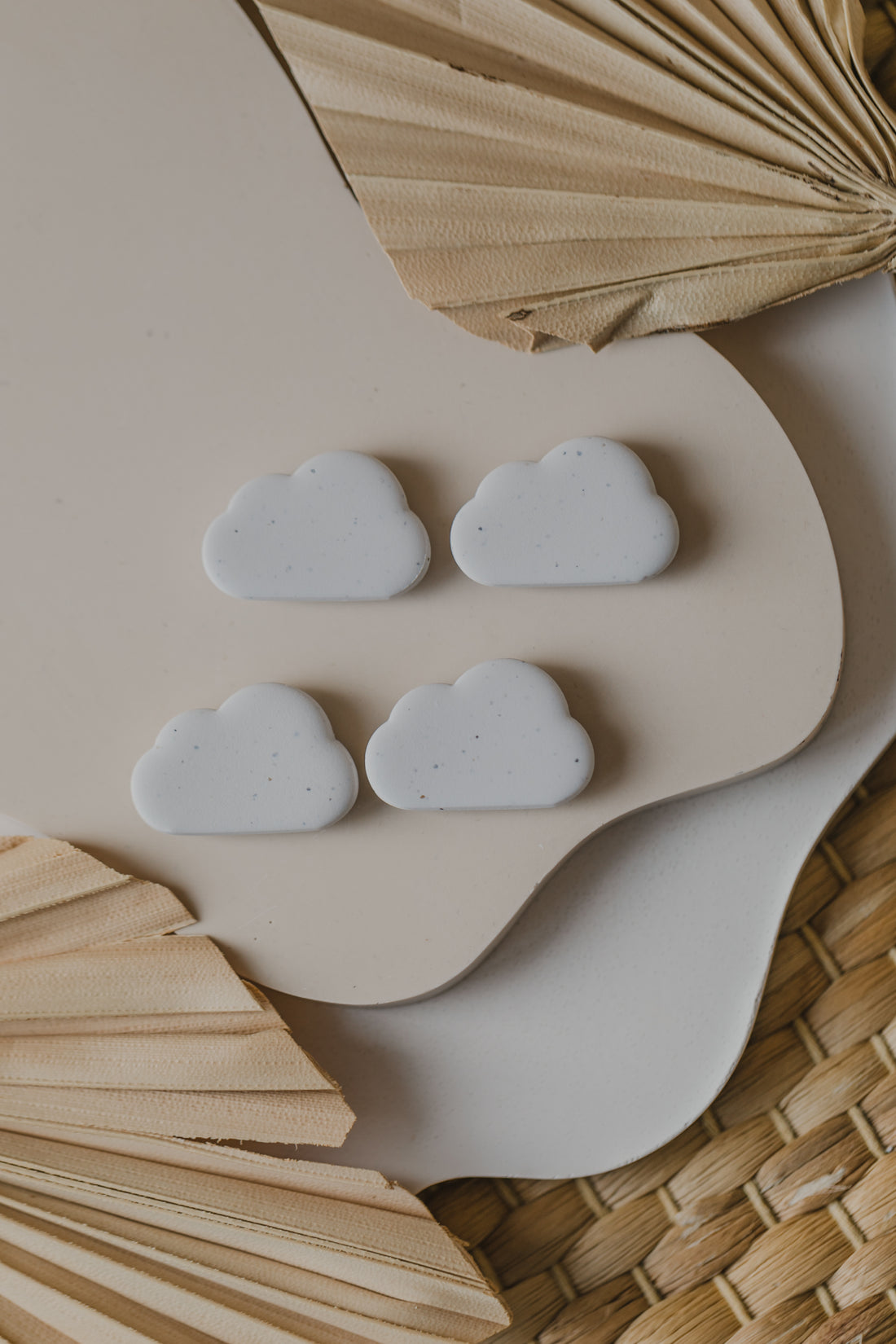 Magnets Set with 2 cloud-shaped magnets