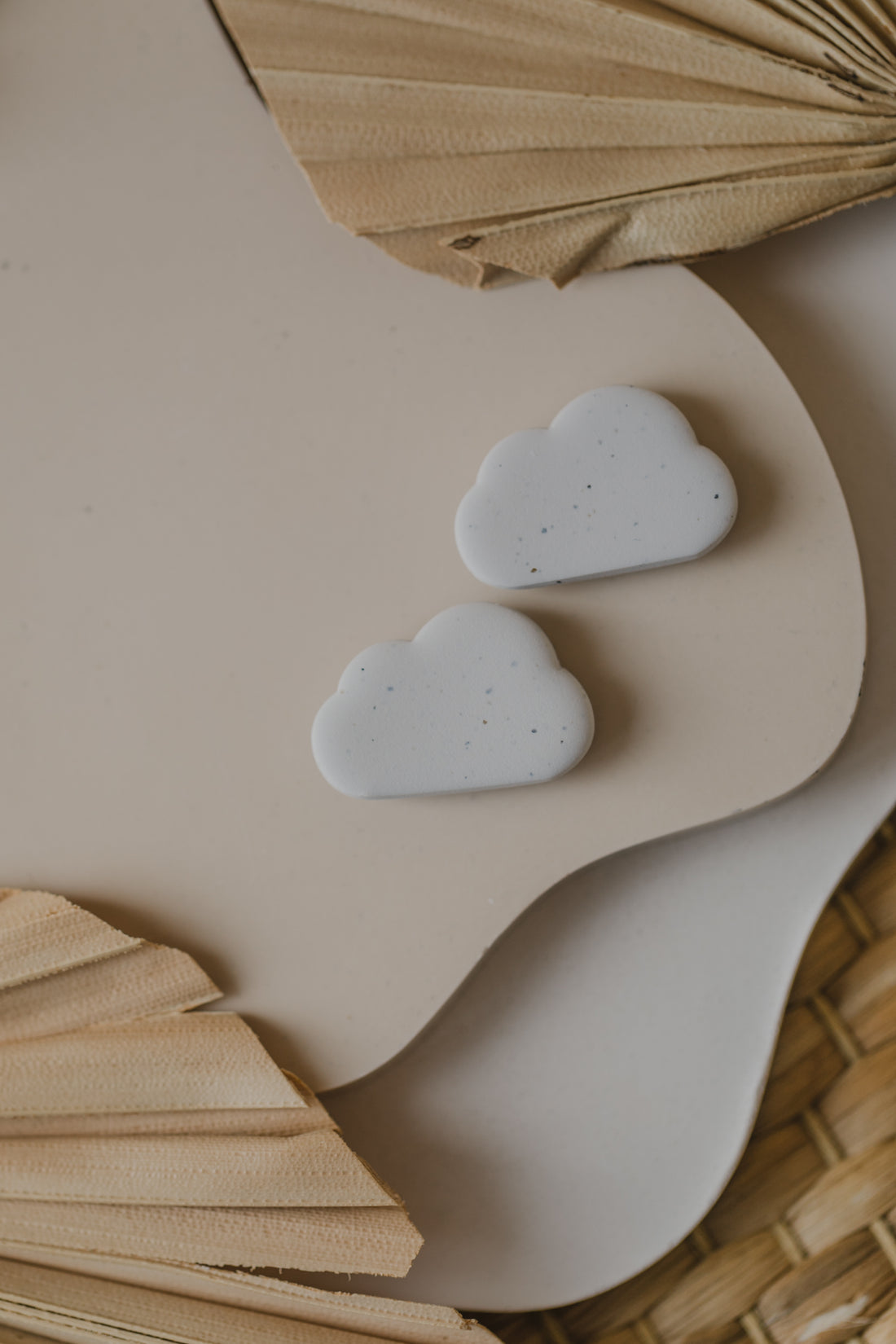 Magnets Set with 2 cloud-shaped magnets