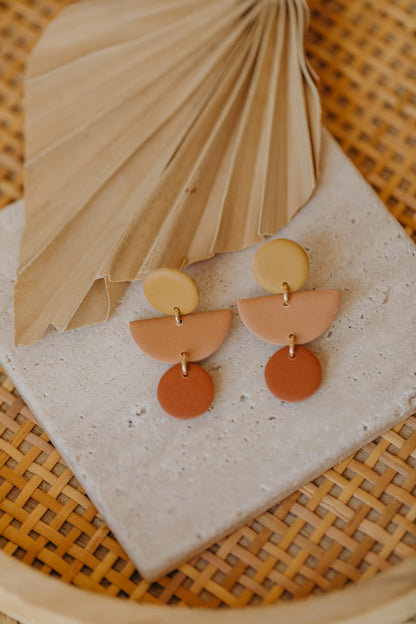 MAILIN - Polymer clay earrings in soft mustard yellow, soft tangerine and cinnamon