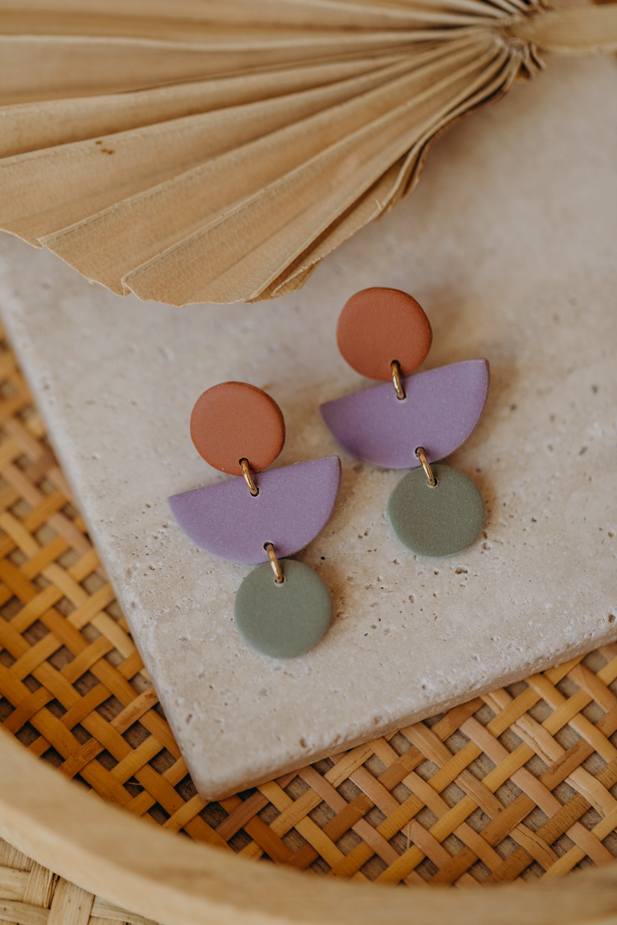 Mailin - Polymer clay earrings in cinnamon, light purple and eucalyptus green