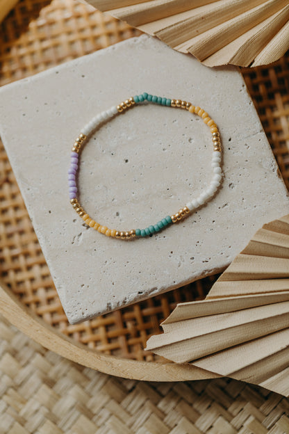 two-tone glass bead bracelet blue &amp;amp; cream