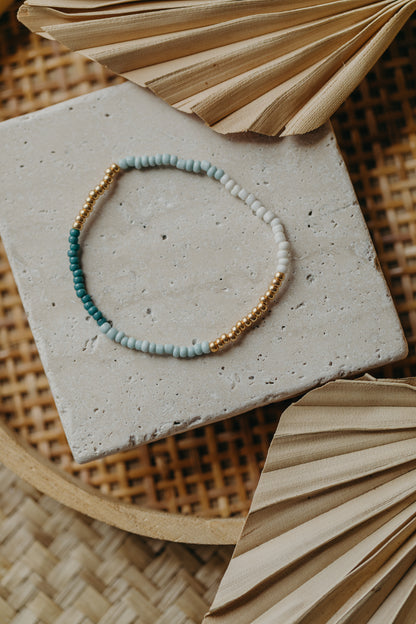 PAROS - feines Glasperlenarmband 003