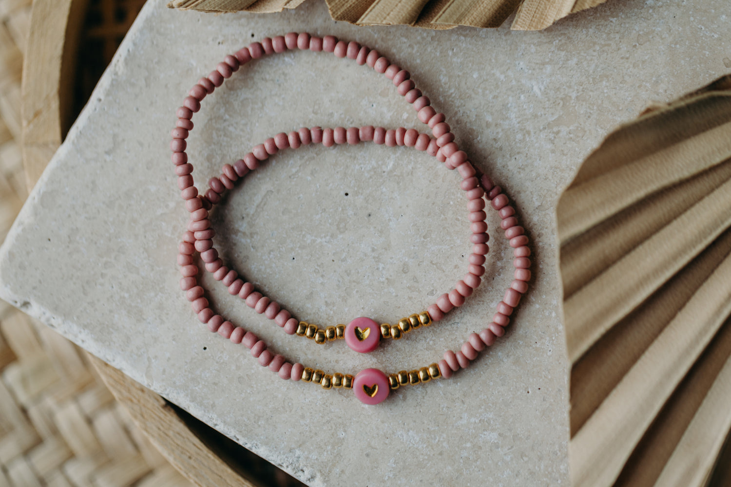 Herz Perlenarmband in mauve