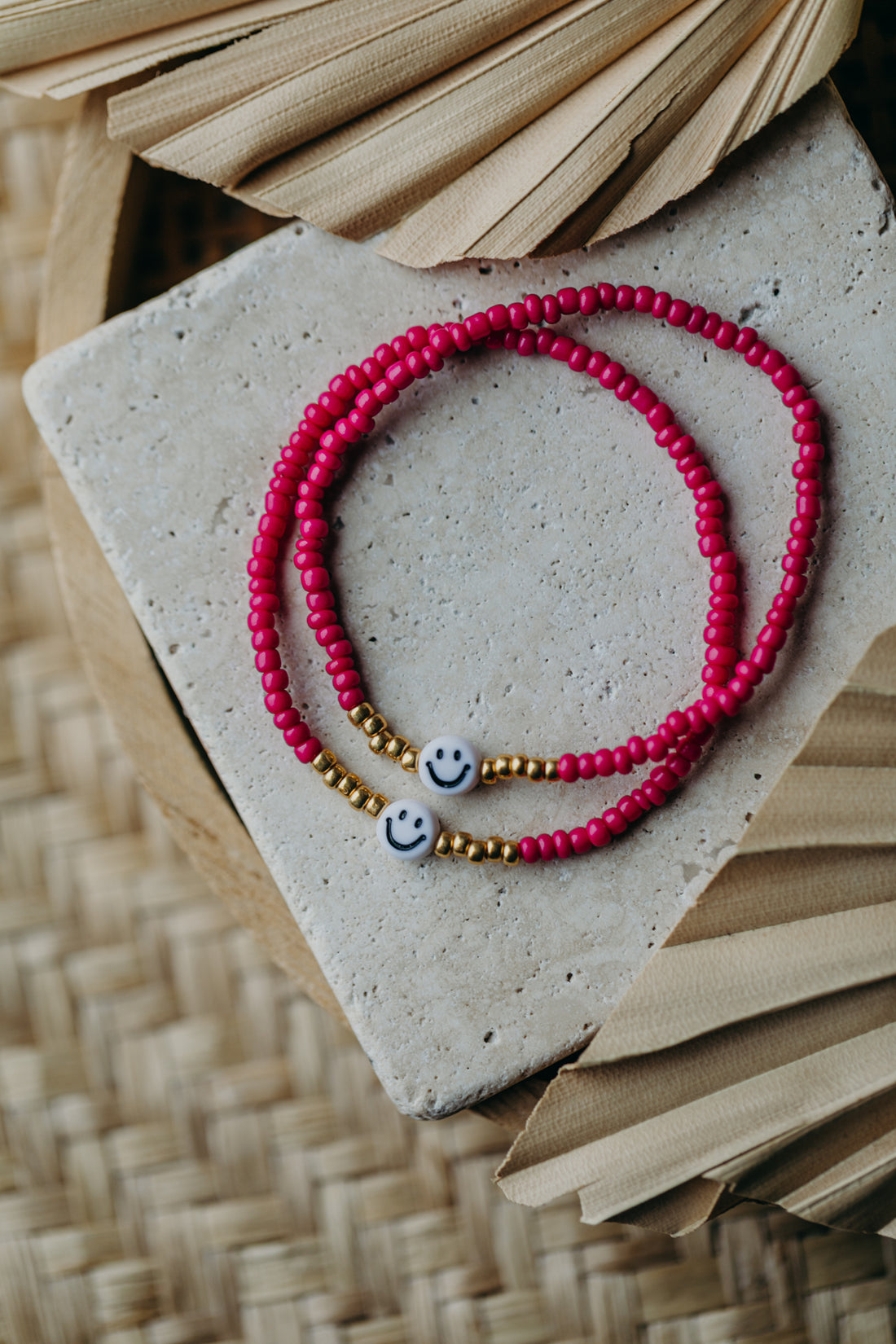 Smiley Perlenarmband in Pink