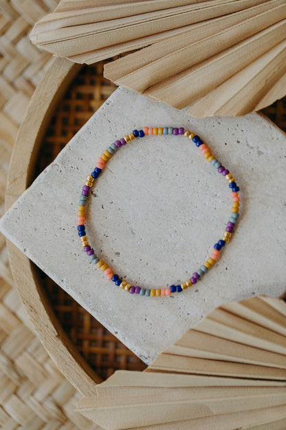 two-tone glass bead bracelet blue &amp;amp; cream