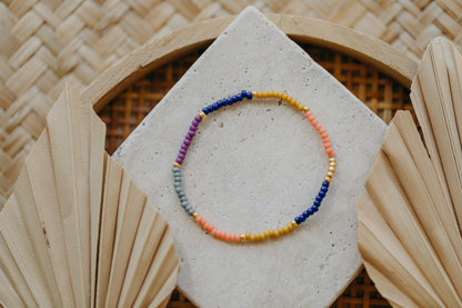 two-tone glass bead bracelet blue &amp;amp; cream