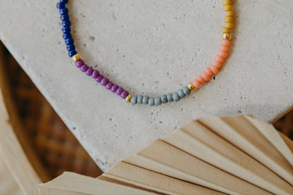 two-tone glass bead bracelet blue &amp;amp; cream